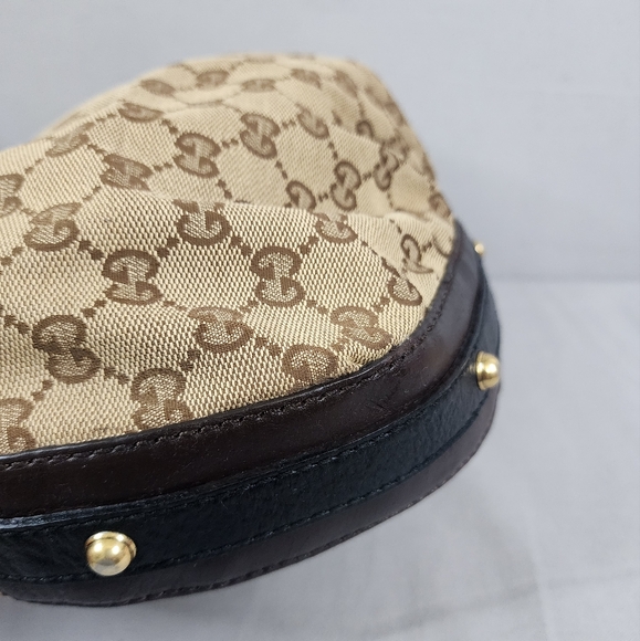 GUCCI GG Canvas Interlocking Hobo Bag - Picture 11 of 16